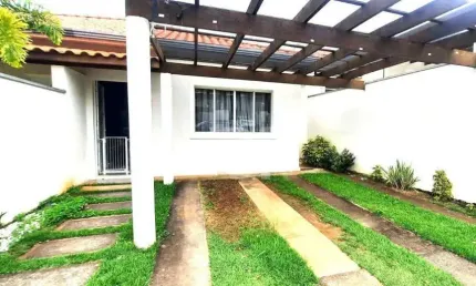 Casa com 3 dormitórios à venda, 71 m² por R$ 640.000,00 - Condomínio Vila Formosa - Indaiatuba/SP