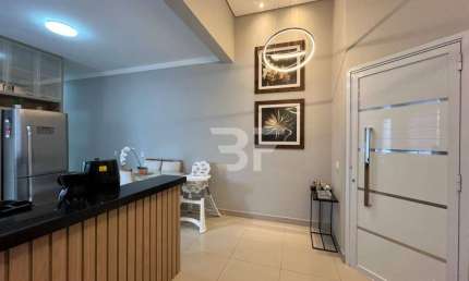 Linda casa 100% planejada e com ar condicionado em todos ambientes!!!