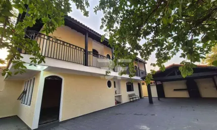 Casa com 3 dormitórios, 250 m² - venda por R$ 880.000,00 ou aluguel por R$ 5.000,00/mês - Jardim Alice - Indaiatuba/SP