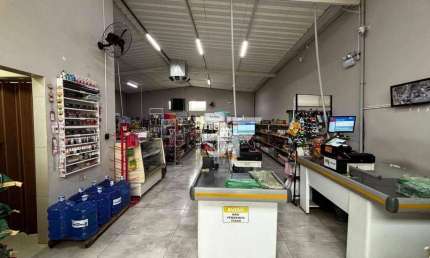 Mercado à venda, 190 m² por R$ 2.200.000 - Cardeal - Elias Fausto/SP