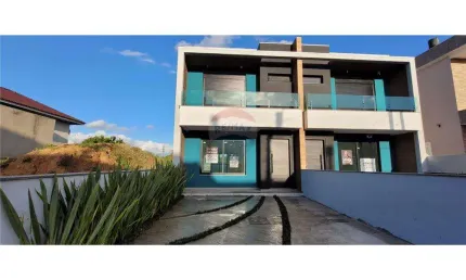 Casa com 3 quartos à venda na Rua Ana Abruzzi, 65, Mário Quintana, Porto Alegre
