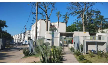 Apartamento Térreo à Venda no Condomínio Alto Protásio