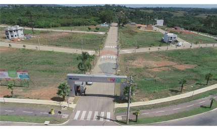 Terreno à venda na Avenida Mendanha, 500, Tarumã, Viamão