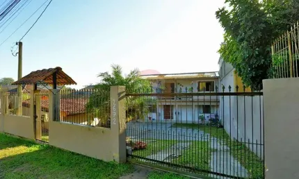Casa Luxuosa com suite no Bairro Viamópolis em Viamão