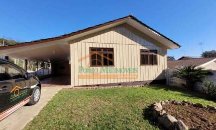Casa com 3 quartos para alugar na Rua João Volpe, 1129, Butiatuvinha, Curitiba, 150 m2 por R$ 2.600