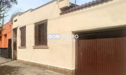 Casa com 2 quartos para alugar no Navegantes, Porto Alegre 