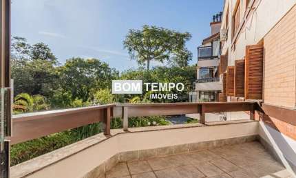 Apartamento com 4 quartos para alugar no Cavalhada, Porto Alegre 