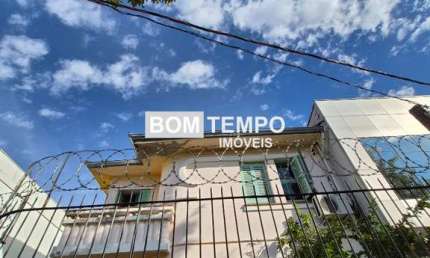 Casa com 4 quartos para alugar no São Geraldo, Porto Alegre 