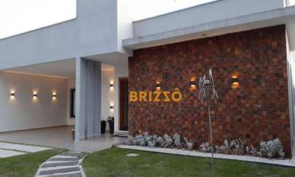 Casa térrea, sendo 1 suíte e 2 demi  com 3 dormitórios à venda, 233 m² por R$ 1.790.000 - Butiatuvinha - Curitiba/PR