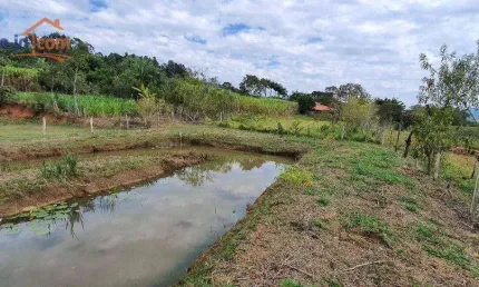 Chácara com 1 quarto à venda, 7000 m² por R$ 450.000 - Chácara Itamarati - Caçapava/SP