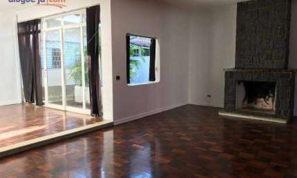 Casa à venda no Jardim Esplanada - São José dos Campos/SP com 320 m²