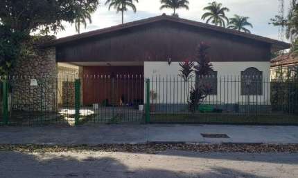 Casa á venda no Jardim Esplanada - São José dos Campos/SP com 238 m²