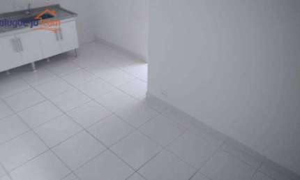Sobrado com 2 dormitórios para alugar, 60 m² por R$ 2.415,00/mês - Monte Castelo - São José dos Campos/SP
