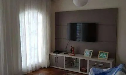 Sobrado com 4 dormitórios à venda, 270 m² por R$ 1.030.000,00 - Bosque dos Eucaliptos - São José dos Campos/SP