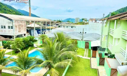 Casa com 3 dormitórios à venda, 150 m² por R$ 730.000,00 - Praia do Lázaro - Ubatuba/SP