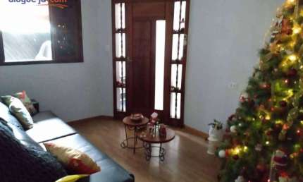 Casa com 5 dormitórios à venda, 200 m² por R$ 650.000,00 - Jardim Pararangaba - São José dos Campos/SP