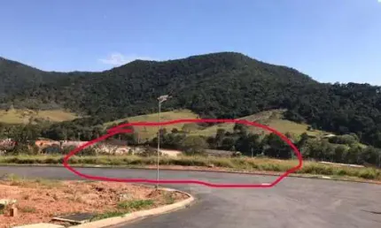 Terreno à venda no loteamento portal lamis - bom jesus dos perdões/sp com 300 m²