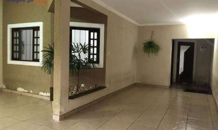 Sobrado à venda, na Villa Branca - Jacareí/SP com 235 m²