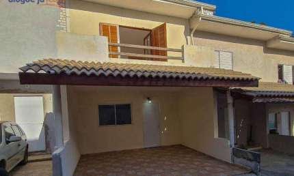 Sobrado à venda no Matão - Pinhalzinho/SP com 60 m²