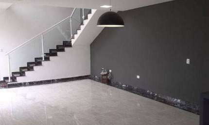 Sobrado à venda no Jardim Jacinto - Jacareí/SP com 247 m²