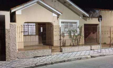 Casa com 3 dormitórios à venda, 152 m² por R$ 370.000,00 - Vila Santos - Caçapava/SP