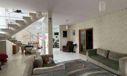 Casa à venda no Villa Branca - Jacareí/SP com 240 m²