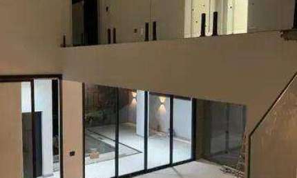 Casa á venda com 250 m² no Condomínio Vale das Águas em Bragança Paulista/SP