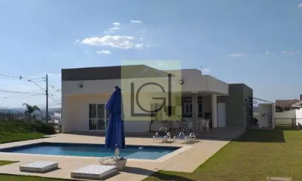 Casa de luxo em condomínio Parque Ytu Xapada em Itu-SP: 4 quartos, 4 suítes, 3 salas, 6 vagas, 340m². Venha conferir!