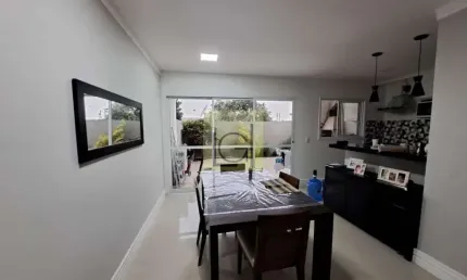 Casa em condomínio fechado com 3 quartos à venda no Portal dos Sabiás, Itu  por R$ 742.000