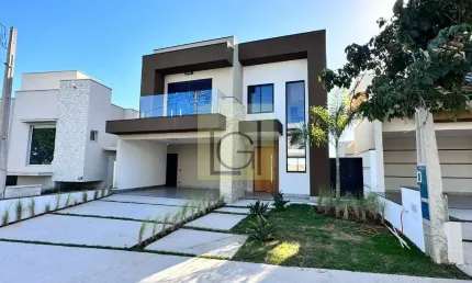 Casa de luxo em condomínio: 3 quartos, 3 suítes, 2 salas, 5 banheiros, 4 vagas na cidade de Salto-SP no Residencial Central Parque.
