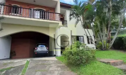 Imperdível casa em condomínio à venda em itu-sp - 3 quartos, 3 suítes, 3 salas, 5 banheiros, 6 vagas de garagem - 265m² de área.