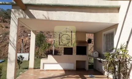 Sítio à venda em Itu-SP, bairro Pinheirinho! 2 quartos, sala, banheiro, 20.000m² de área! Confira já!