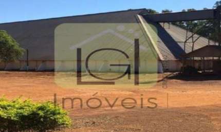 Barracão / Galpão / Depósito à venda no Centro, Alto Taquari  por R$ 7.500.000