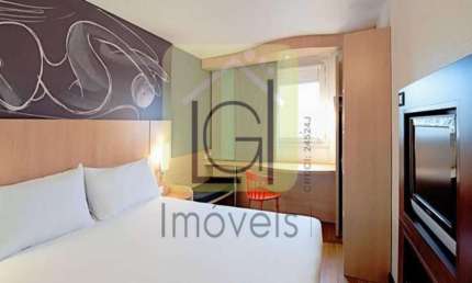Flat com 1 quarto à venda no Jardim Lucila, Tatuí  por R$ 245.000