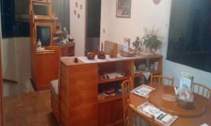Apartamento com 3 quartos à venda no Jardim Las Palmas, Guarujá  por R$ 690.000