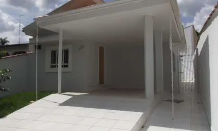 Imperdível oportunidade: Casa à venda em Itu-SP, bairro Brasil - 2 quartos, 1 sala, 2 banheiros, 2 vagas, 110m². Venha conferir!