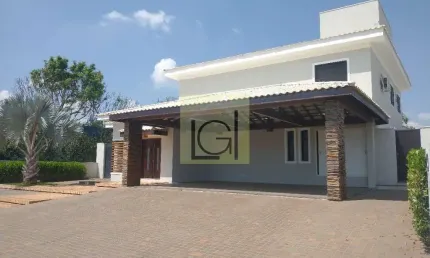 Casa de luxo em condomínio no bairro Itapecerica em Salto-SP: 6 quartos, 4 suítes, 2 salas, 6 banheiros, 8 vagas, 577m². Venha conferir!