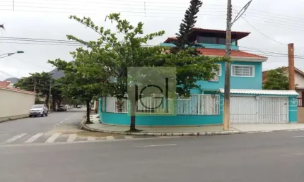 Casa com 5 quartos à venda no Centro, Peruíbe , 400 m2 por R$ 1.060.000