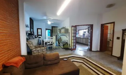 Imperdível: Casa à venda em Itu-SP, Portal da Vila Rica, 3 quartos, 1 suíte, 2 salas, 3 banheiros, 1 vaga, 199,64m².