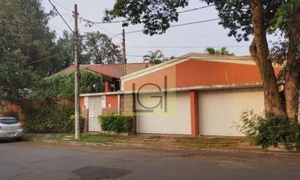 Imperdível Casa à Venda em Itu-SP, Bairro Brasil: 4 Quartos, 2 Suítes, 3 Salas, 5 Banheiros, 3 Vagas de Garagem, 273m² de Área