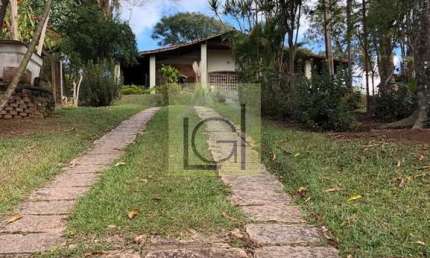 Imperdível sítio à venda em Cabreúva-SP, Chácara Primavera: 3 quartos, 1 suíte, 2 salas, 3 banheiros, 4 vagas e 14.800m²!