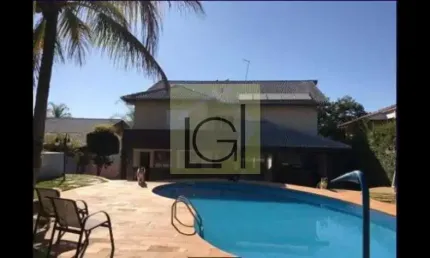 Casa de alto padrão em condomínio à venda em Itu-SP, no Bairro Campos de Santo Antônio: 3 quartos, 3 suítes, 3 salas, 6 banheiros, 8 vagas, 412m².