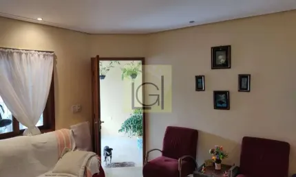 Imperdível oportunidade: Casa à venda em Itu-SP, Jardim dos Ipês, com 3 quartos, suíte e 180m² de área!