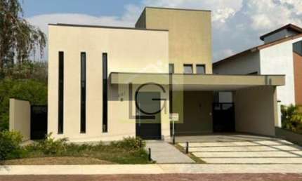 Casa em Condomínio à Venda em Salto-SP - Residencial Lagos D'icaraí: 3 Quartos, 1 Suíte, 3 Salas, 3 Banheiros, 2 Vagas de Garagem, 183m².