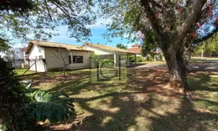 Chácara em condomínio no Residencial Primavera em Salto - SP: 4 quartos, 3 suítes, 2 salas, 5 banheiros, 6 vagas de garagem, 282m².