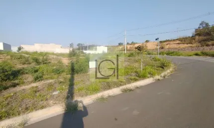 Terreno à venda no Haras Paineiras, Salto  por R$ 159.000
