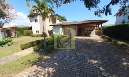 Imperdível oportunidade de adquirir uma casa de luxo em condomínio na cidade de Salto-SP, Residencial Primavera II: 4 quartos, 3 suítes, 2 salas, 4 banheiros, 2 vagas de garagem, 350m².