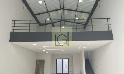 Salão Comercial de Alto Padrão para Locação em Itu Novo Centro, Itu-SP: 1 Sala, 1 Banheiro, 3 Vagas de Garagem, 210m².