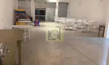 Ponto comercial com 1 sala à venda no Jardim Itaguaçu, Salto , 250 m2 por R$ 800.000