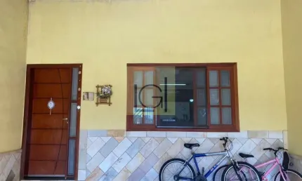 Casa com 3 quartos à venda na Vila Lucinda/Romana, Itu  por R$ 405.000